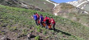 ERZINCAN (AA) – Erzincan'ın Üzümlü ilçesinde dağlık ve sarp arazide