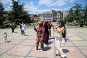 KASTAMONU (AA) – Çoğunluğu Rizelilerden oluşan Karadeniz İllerinin Kültürünü Koruma,