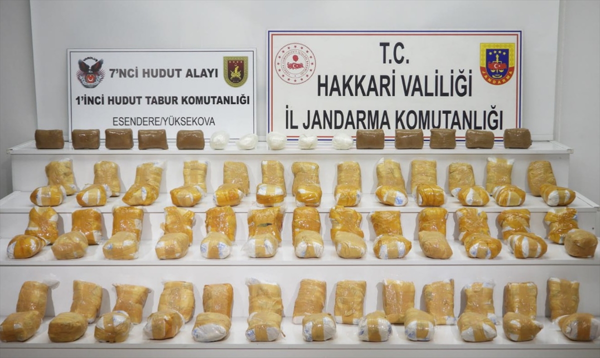 Hakkari'de 94 kilogram eroin ele geçirildi