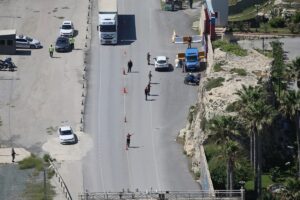 - Kuralları ihlal eden 13 sürücüye 19 bin 544 lira