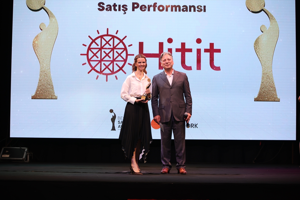 Hitit, 2021 satış performası ile Best of Sales Awards'tan birincilik ödülü aldı