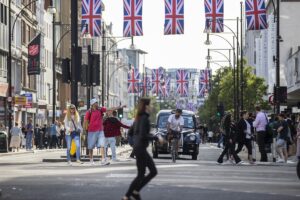 - Ülkede mart ayında yıllık yüzde 7 olan enflasyon, nisanda