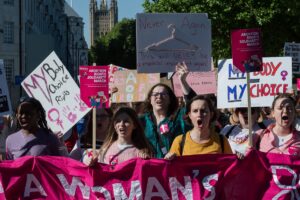 LONDRA (AA) – ABD Yüksek Mahkemesinin kürtaj hakkını anayasal güvence