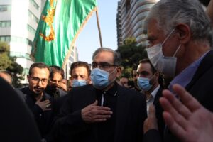 - Başkent Tahran’daki törene katılanlar, Huzistanlı Arapların geleneklerine özgü davul