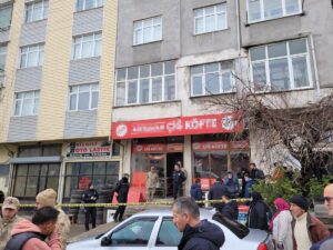 ORDU (AA) – Ordu'da iş yeri önüne araç park edilmesi