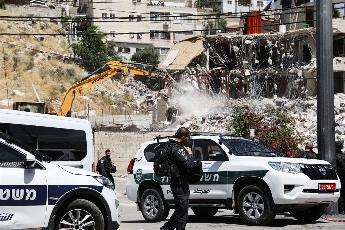 İsrail güçleri, Doğu Kudüs'te Filistinlilere ait bir evi yıktı