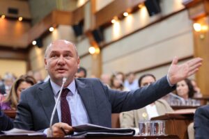 İSTANBUL (AA) – İstanbul Büyükşehir Belediyesi (İBB) Meclisi'nde, kentin farklı