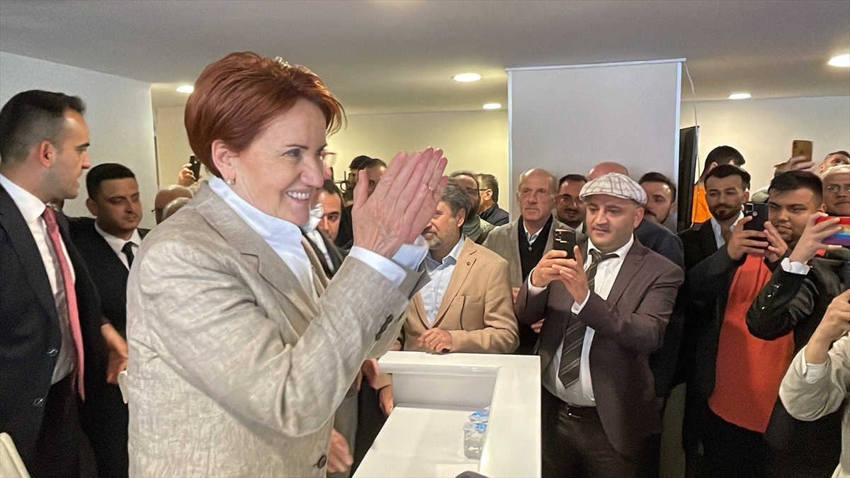 İYİ Parti Genel Başkanı Akşener, Kocaeli'de partisinin bayramlaşma programında konuştu: