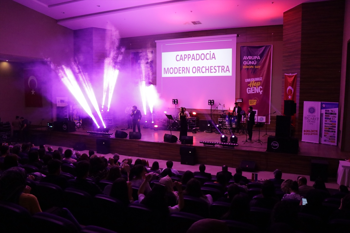 Kayseri'de Avrupa Günü Gençlik Konseri düzenlendi