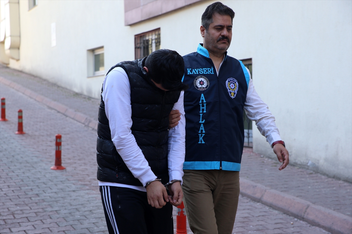 Kayseri'de yasa dışı bahis operasyonunda 11 şüpheli yakalandı
