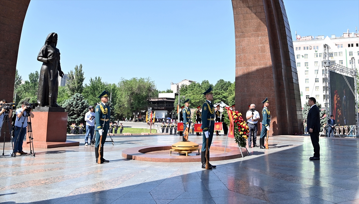Kırgızistan'da 9 Mayıs Zafer Bayramı'nın 77. yıl dönümü kutlanıyor
