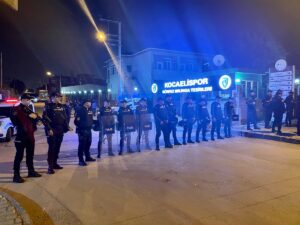 KOCAELİ (AA) – Kocaelispor'un Spor Toto 1. Lig'in 37. haftasında