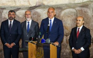 MARDİN (AA) – Kültür ve Turizm Bakanı Mehmet Nuri Ersoy,