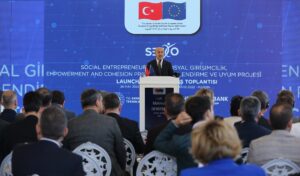 MARDİN (AA) – Avrupa Birliği (AB) Türkiye'deki Mülteciler İçin Mali