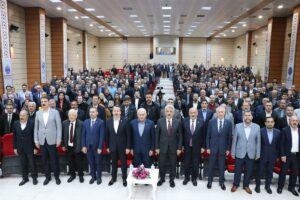 ERZİNCAN (AA) – Memur-Sen Genel Başkanı Ali Yalçın, "Memur için