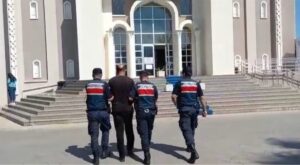 MUĞLA (AA) – Muğla'nın Fethiye ilçesinde bir baz istasyonundan 8