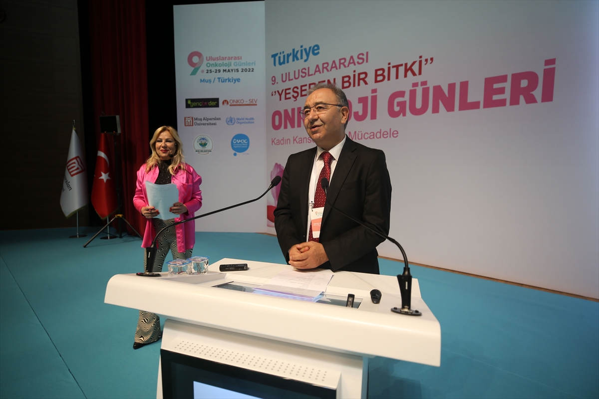 Muş'ta “9. Uluslararası Yeşeren Bir Bitki Onkoloji Günleri” bitti