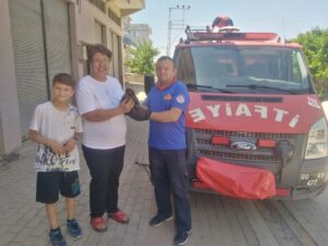 OSMANİYE (AA) – Osmaniye'nin Kadirli ilçesinde apartmanın havalandırma boşluğuna düşen