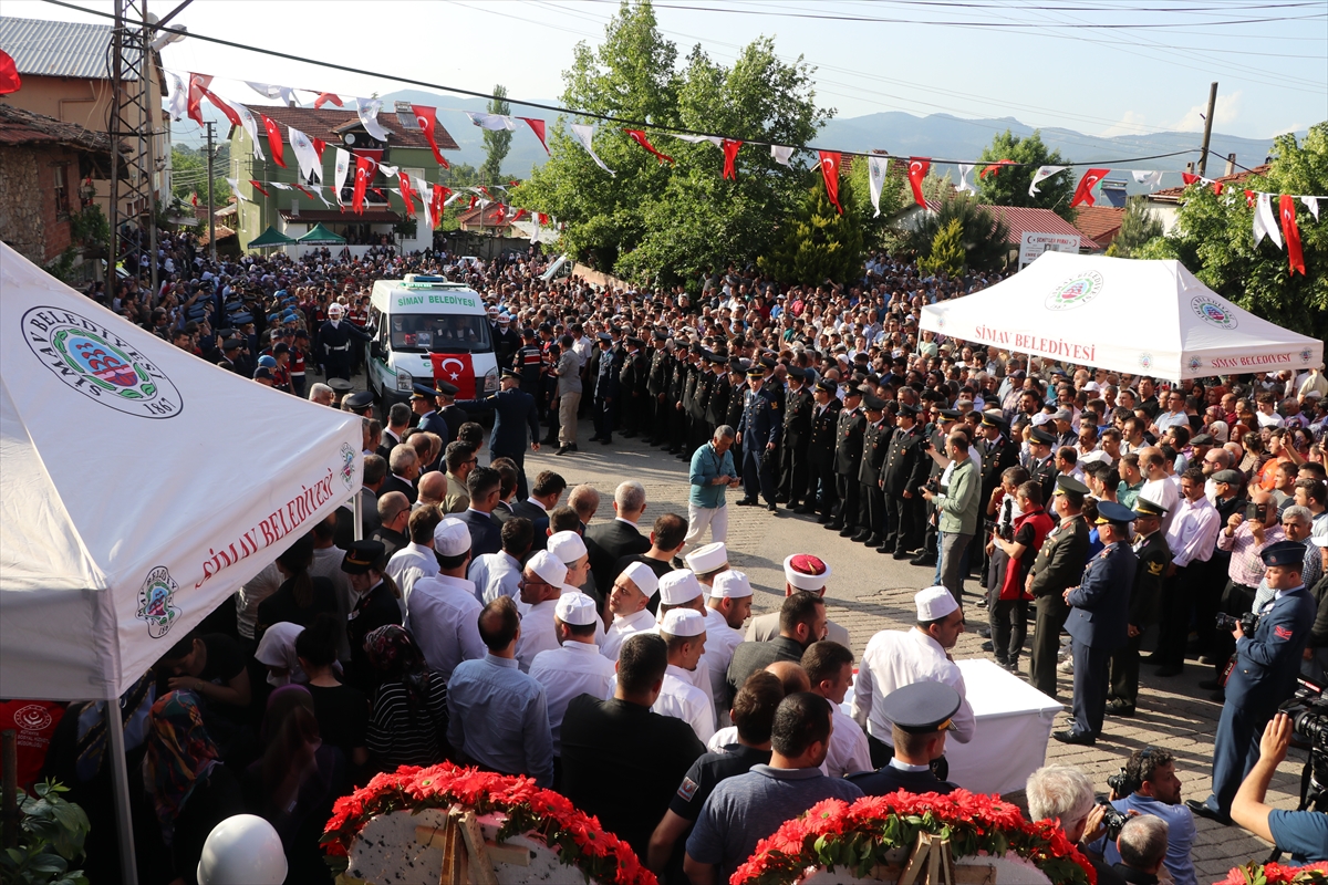 Piyade Uzman Çavuş Hüseyin Cankaya'nın cenazesi Kütahya'da toprağa verildi