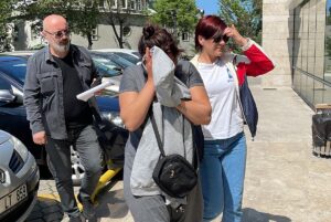 SAMSUN (AA) – Samsun'da 4 adresten hırsızlık yapan şüpheli caddede