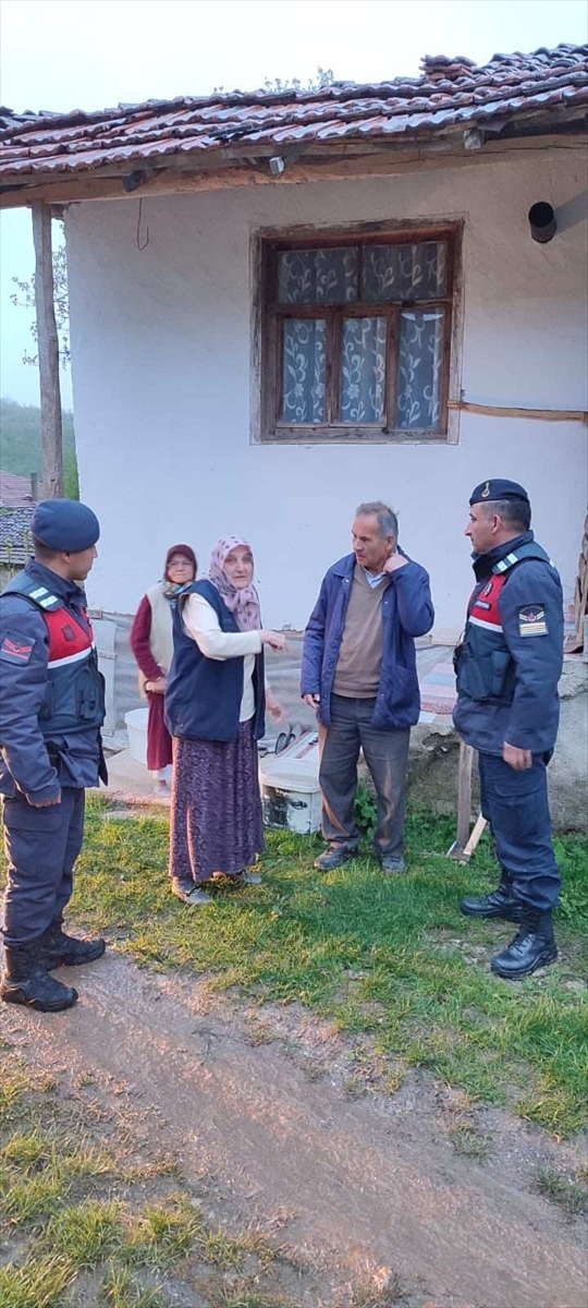 Samsun'da aranan alzaymır hastası akaryakıt istasyonunda bulundu