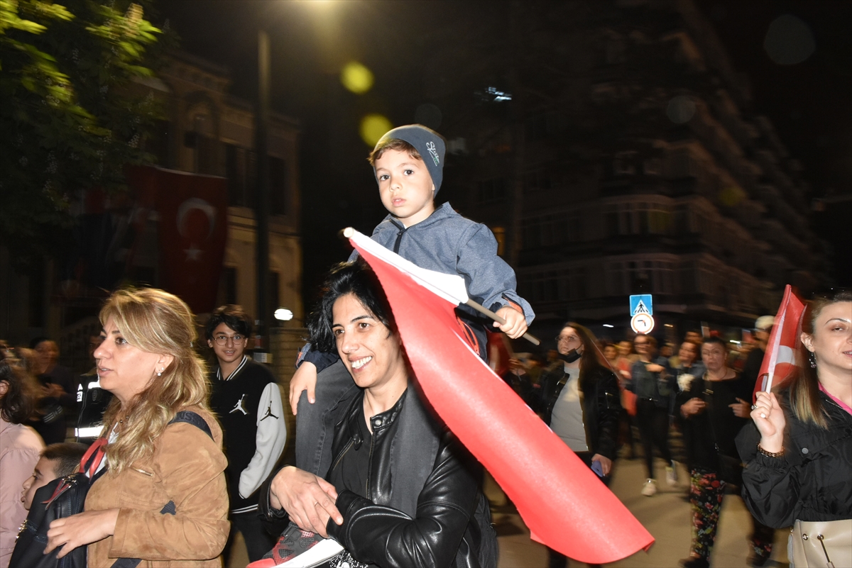 Samsun'da Fener Alayı ve Gençlik Festivali Yürüyüşü yapıldı