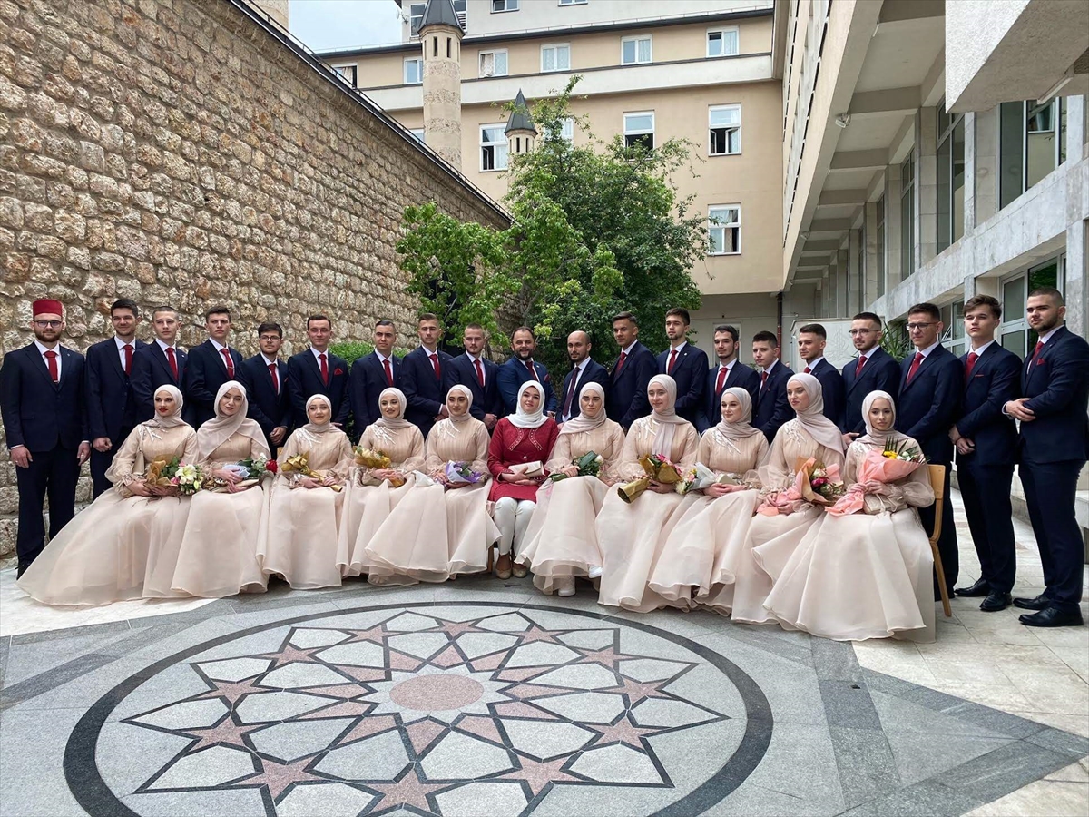 Saraybosna'daki Osmanlı mirası medrese 472'nci mezunlarını verdi