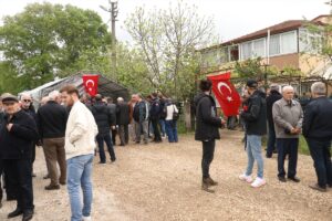 ŞEHİDİN BABASI HAKKI BAHADIR İLE RÖPORTAJ EKLENDİ