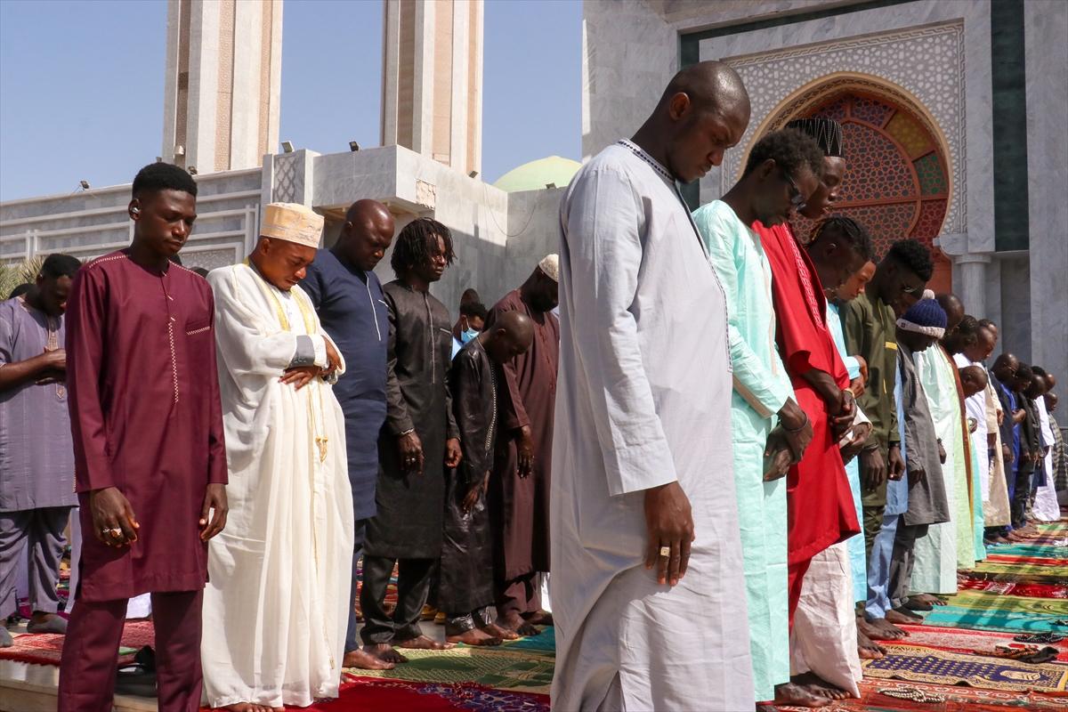 Senegal'de bayram namazı kılındı