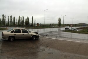 SİVAS (AA) – Sivas'ın Şarkışla ilçesinde meydana gelen trafik kazasında