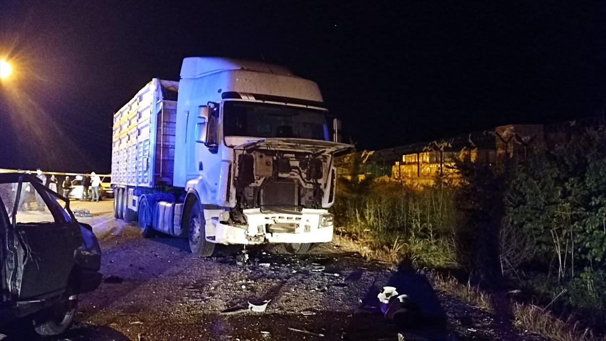 Tekirdağ'da tırla otomobilin çarpışması sonucu 1 kişi öldü, 1 kişi yaralandı