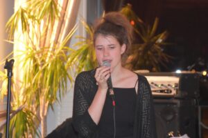 AFYONKARAHİSAR (AA) – "22. Afyonkarahisar Caz Festivali"nin açılış konserinde Şef