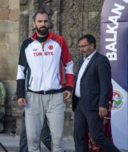 ERZURUM (AA) – Erzurum'da 5 ülkeden yaklaşık 80 atletin katılımıyla