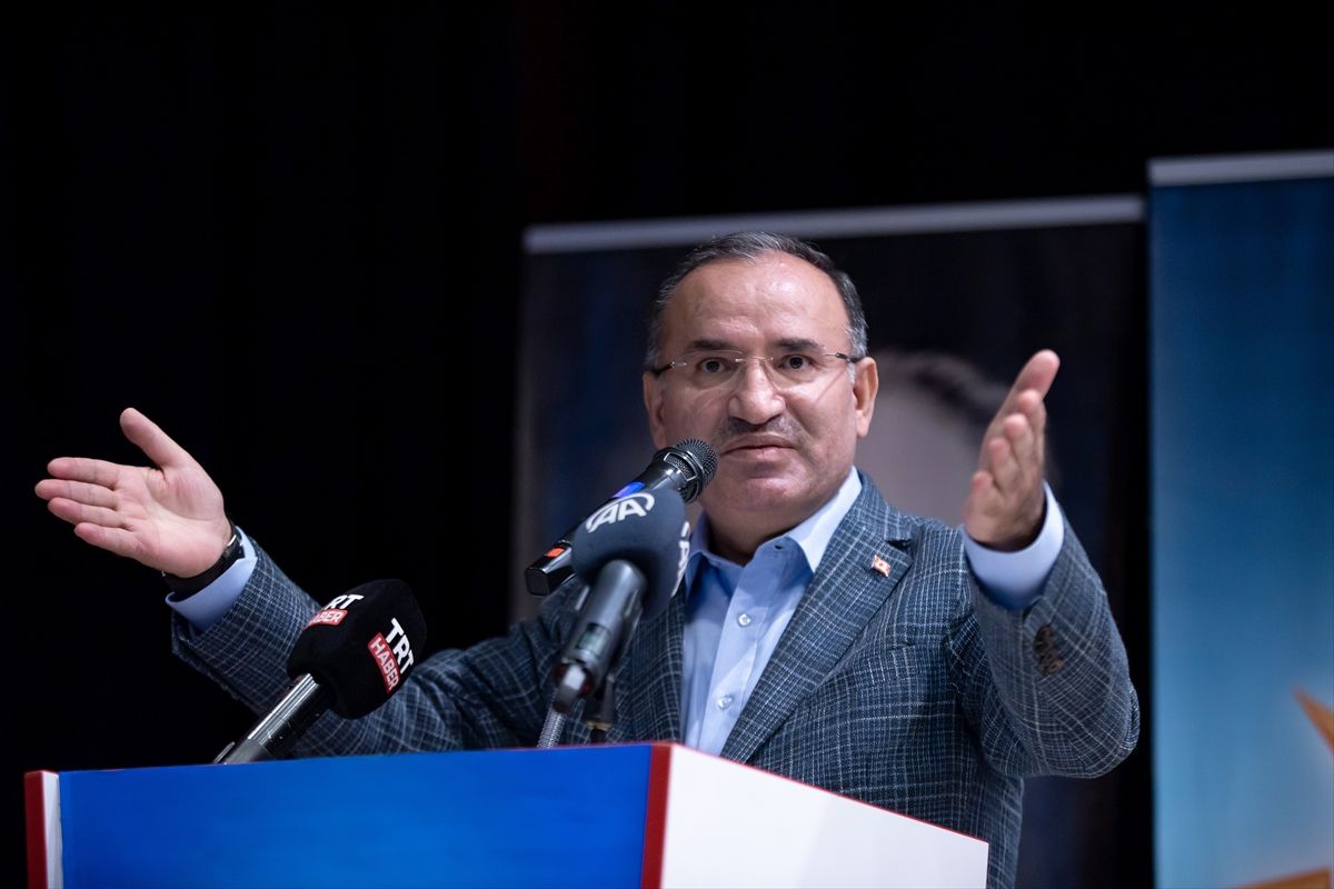Adalet Bakanı Bozdağ, AK Parti Ağrı Danışma Meclisi Toplantısı'nda konuştu: (1)