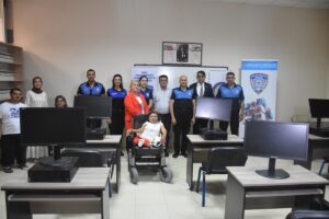 ADANA (AA) – Adana Emniyet Müdürlüğü, engelli vatandaşlara çağrı operatörlüğü