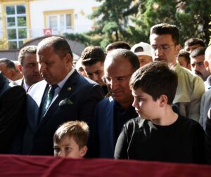 - Cenaze törenine Adalet Bakanı Bekir Bozdağ da katıldı