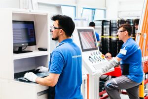 BOLU (AA) – Almanya merkezli cam şirketi SCHOTT'un Bolu'da 12