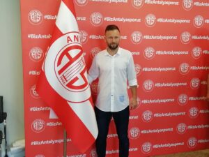 ANTALYA (AA) – Süper Lig ekiplerinden Fraport TAV Antalyaspor, takım