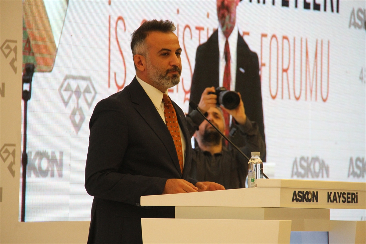 ASKON Genel Başkanı Aydın “Kültepe Ekonomi Zirvesi”nde konuştu: