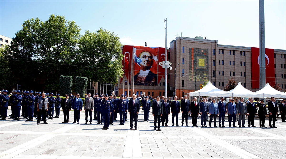 Atatürk'ün Eskişehir'e ilk gelişinin 102. yıl dönümü törenle kutlandı