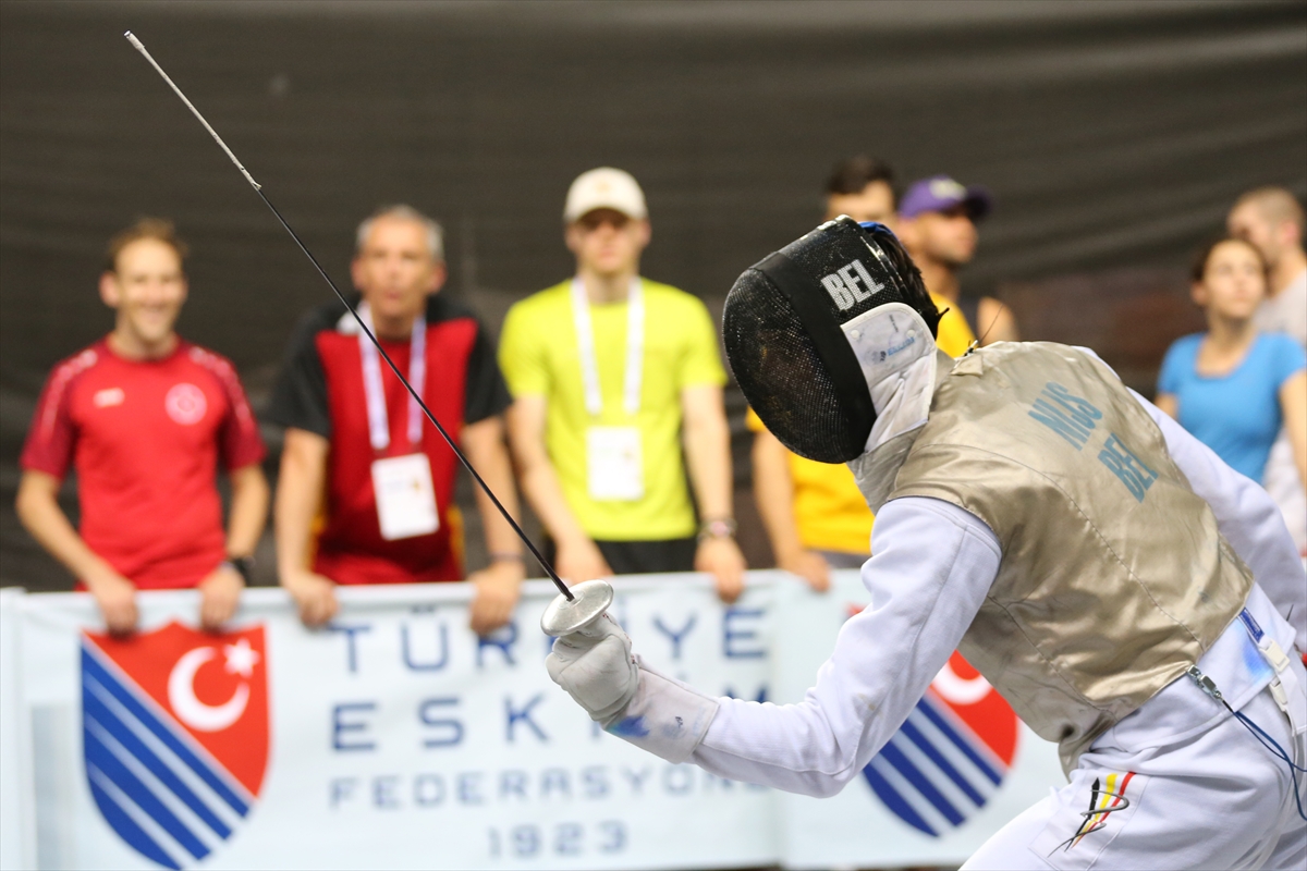 ANTALYA (AA) – Avrupa Eskrim Şampiyonası'nda ikinci gün müsabakaları sona