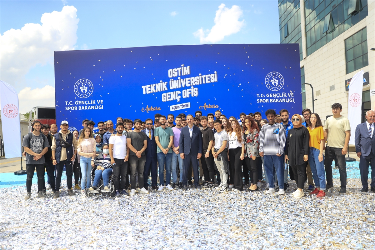 Bakan Kasapoğlu, OSTİM Teknik Üniversitesi Genç Ofis açılışına katıldı: