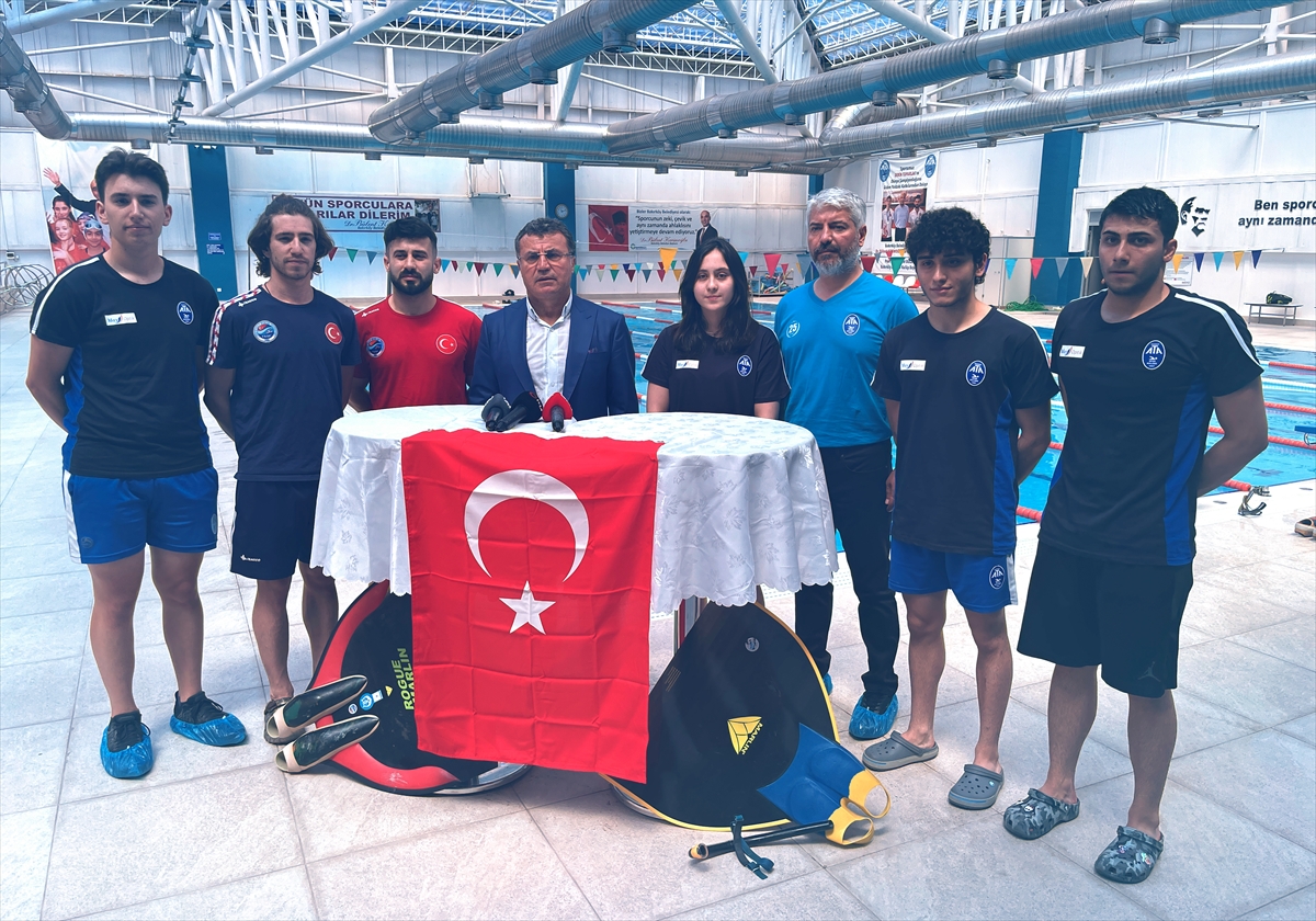Bakırköy Ata Spor, uluslararası su sporları şampiyonalarında 25 madalya hedefliyor