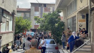 İSTANBUL (AA) – Beyoğlu'nda, kentsel dönüşüm kapsamında yıkımı gerçekleştirilecek binalara