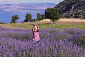 BURDUR (AA) – BİLAL ALTIOK – Lavantadan katma değeri yüksek