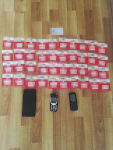 - Şüphelilerin dolandırıcılıktan elde ettikleri paraları bir iş yerinde saymaları,