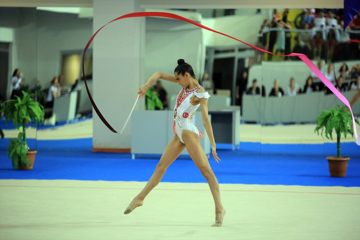 Cimnastikte Akdeniz Gençler Şampiyonası'nda Türkiye 13 madalya kazandı