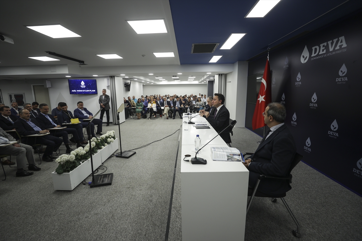 DEVA Partisi Genel Başkanı Babacan, partisinin Adil Yargı Eylem Planı'nı açıkladı: