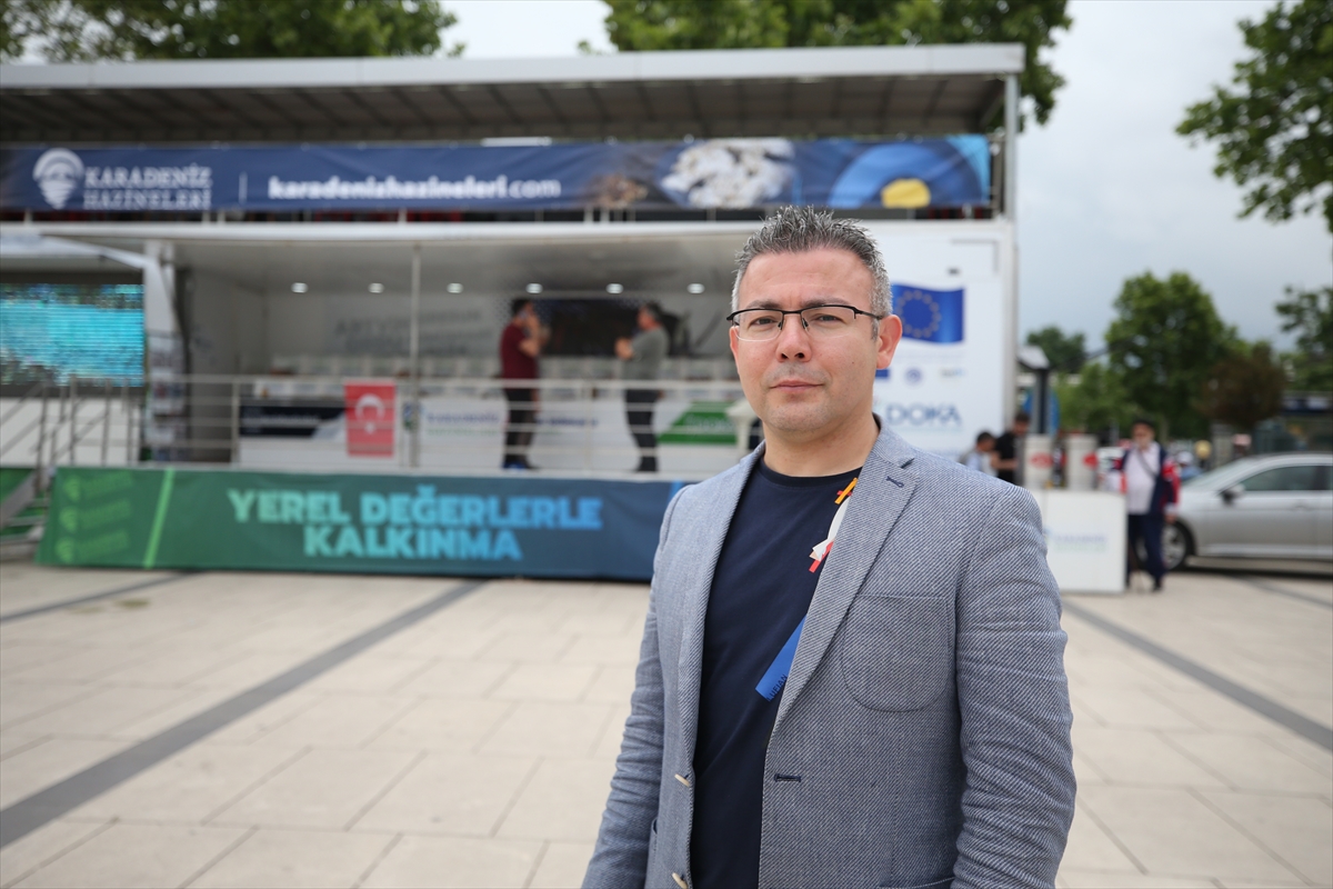 Doğu Karadeniz Kalkınma Ajansının “Karadeniz hazineleri” tırı Sakarya'ya geldi