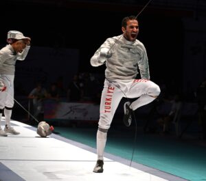 ANKARA (AA) – Antalya'da düzenlenen Avrupa Eskrim Şampiyonası'nda Erkek Kılıç